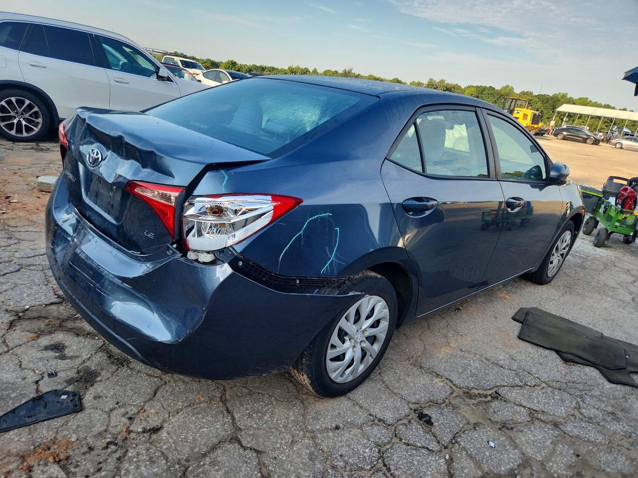 2017 Toyota Corolla Le - zdjęcie 3