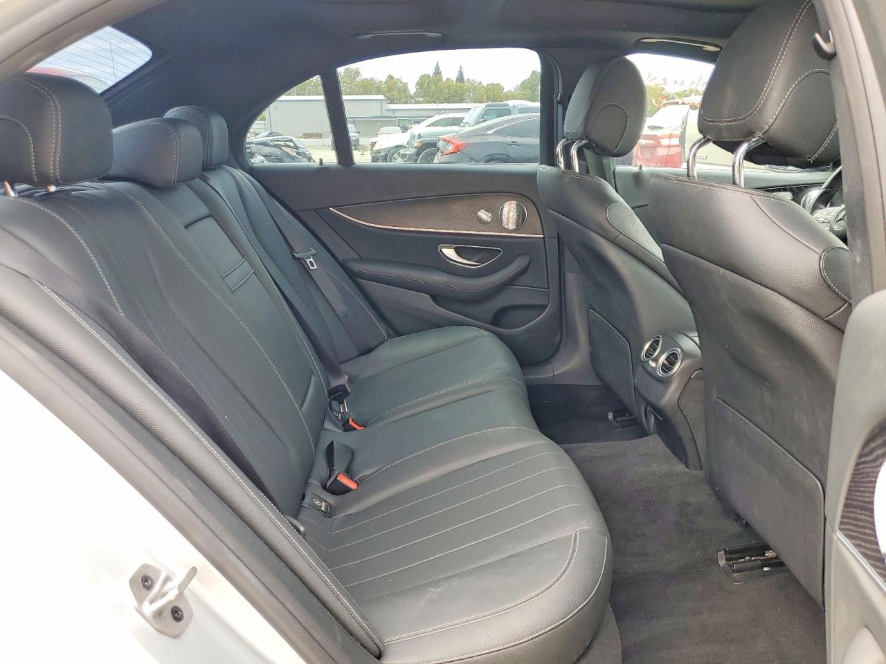 2020 Mercedes-Benz E 350 - zdjęcie 10