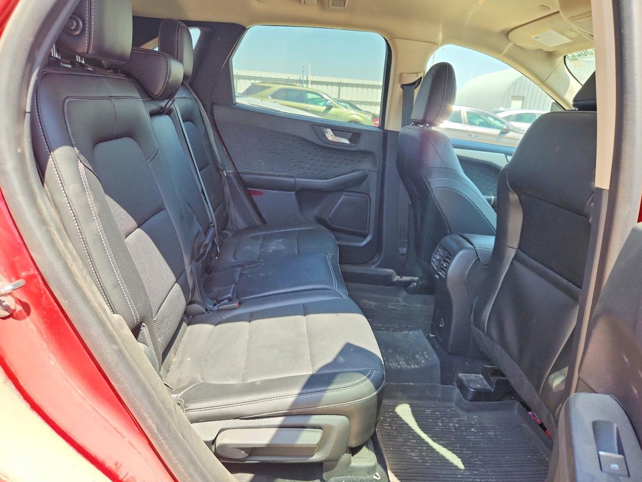 2020 Ford Escape Sel - zdjęcie 11