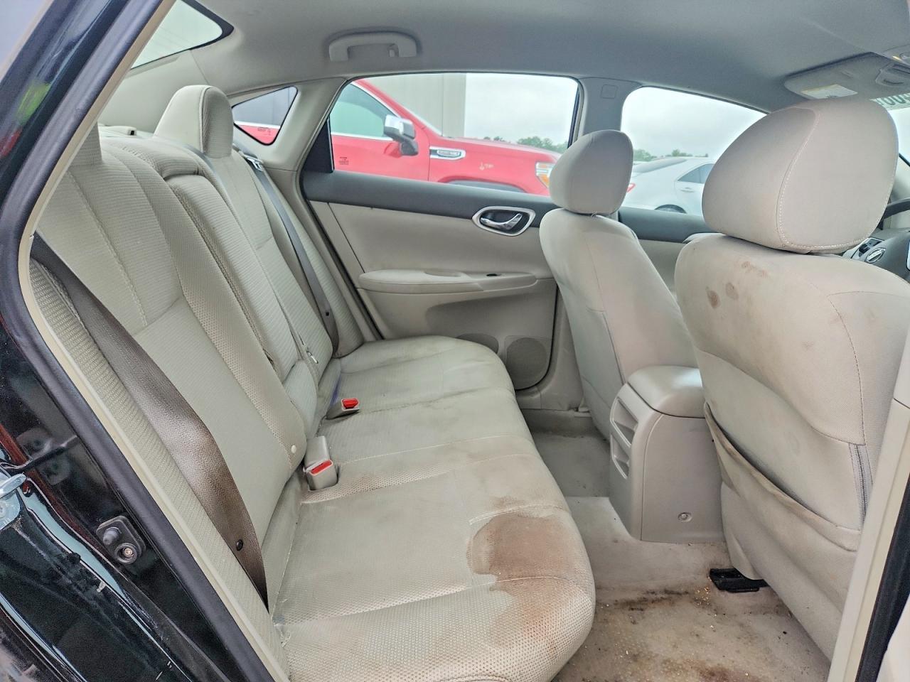 2013 Nissan Sentra S - zdjęcie 10