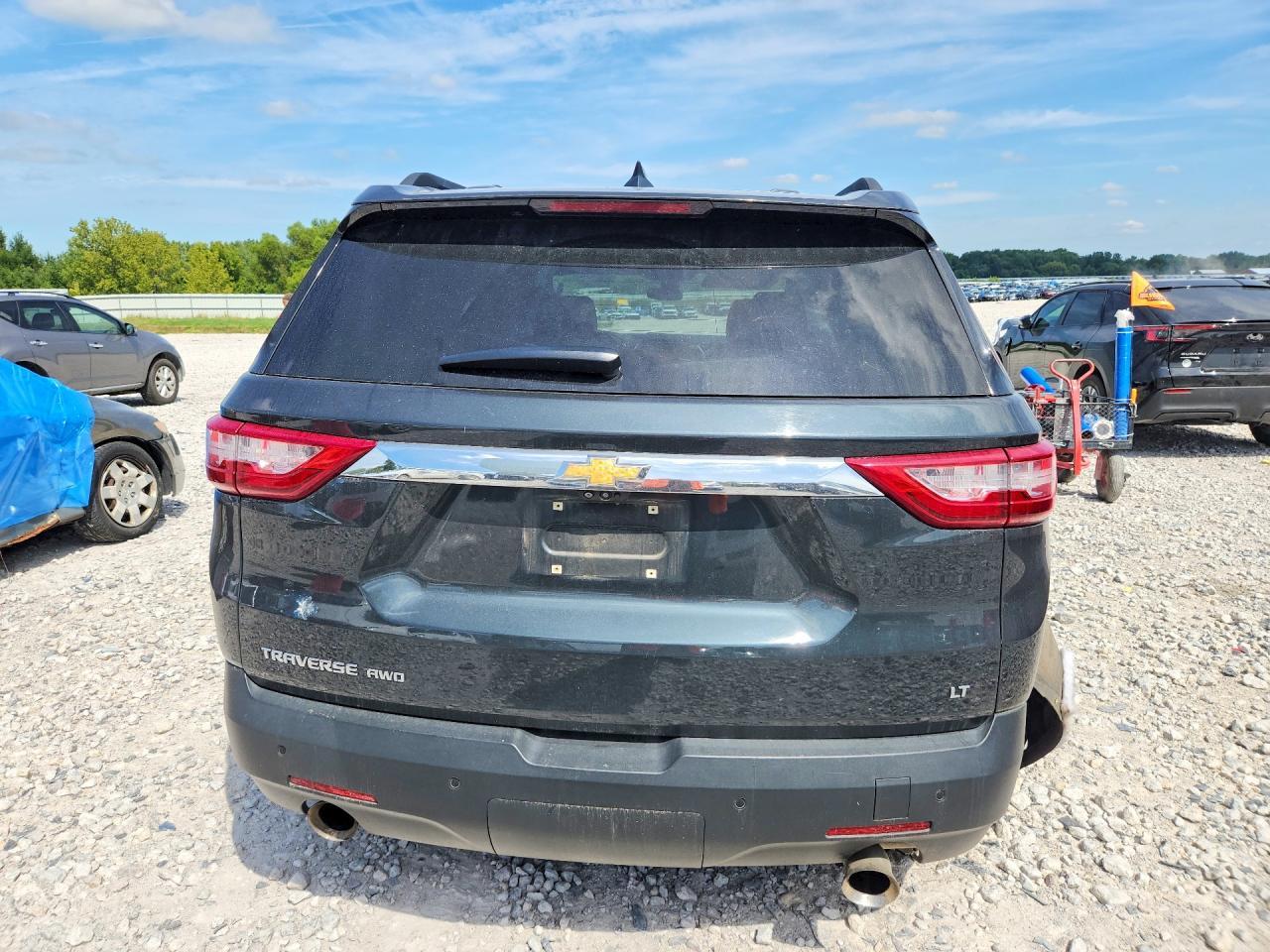 2021 Chevrolet Traverse Lt - zdjęcie 6