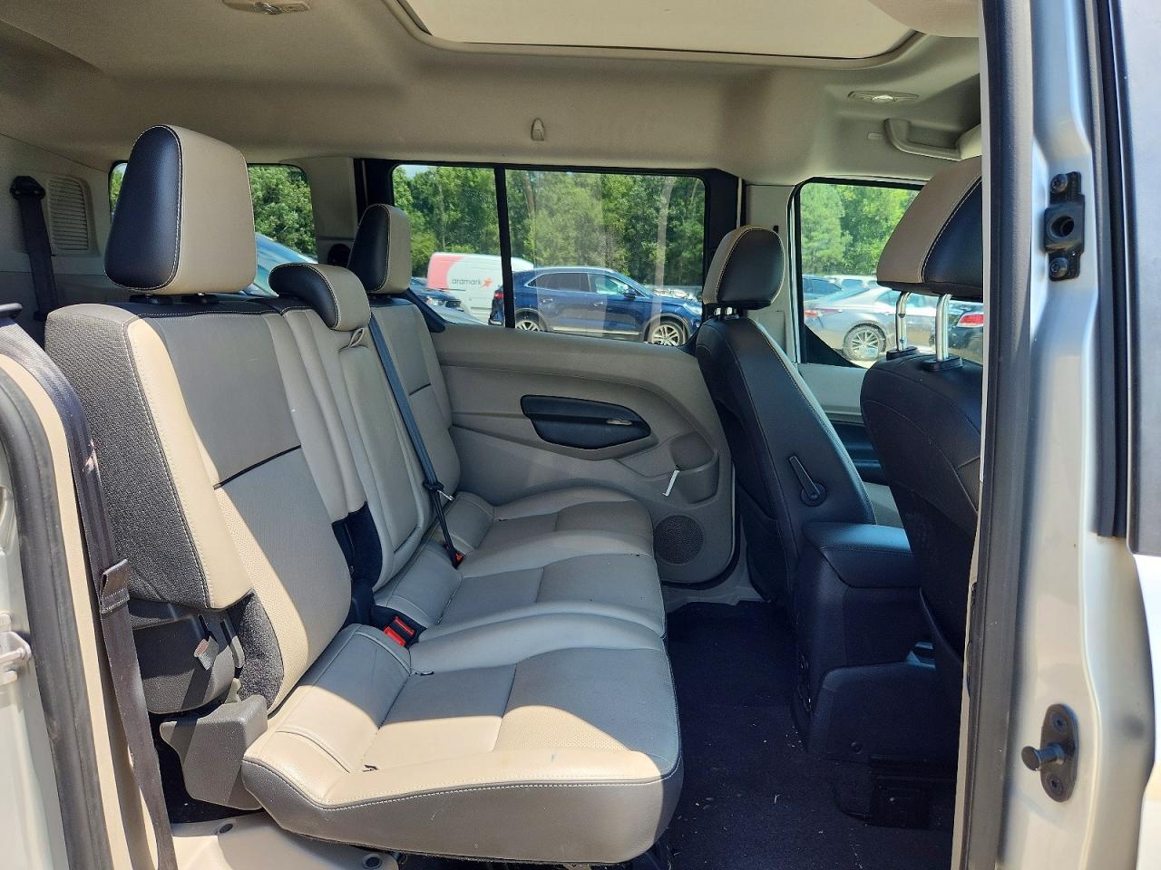 2014 Ford Transit Connect Titanium - zdjęcie 11