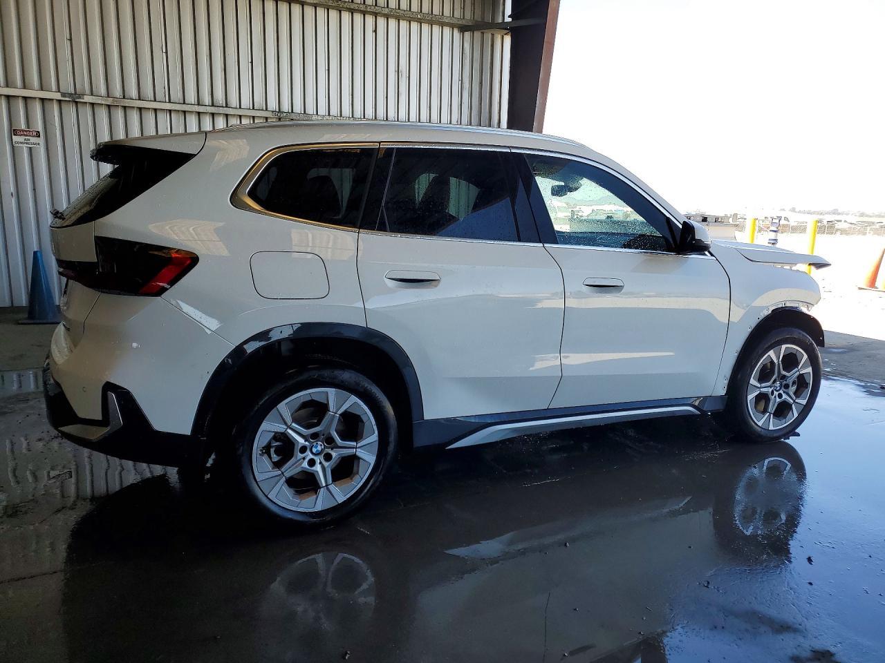 2026 BMW X1 xDrive28I - zdjęcie 3