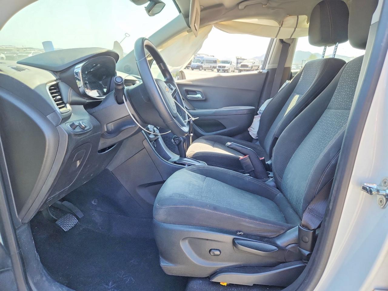 2019 Chevrolet Trax Ls - zdjęcie 7