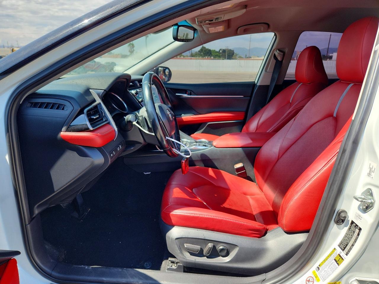 2019 Toyota Camry Xse - zdjęcie 7