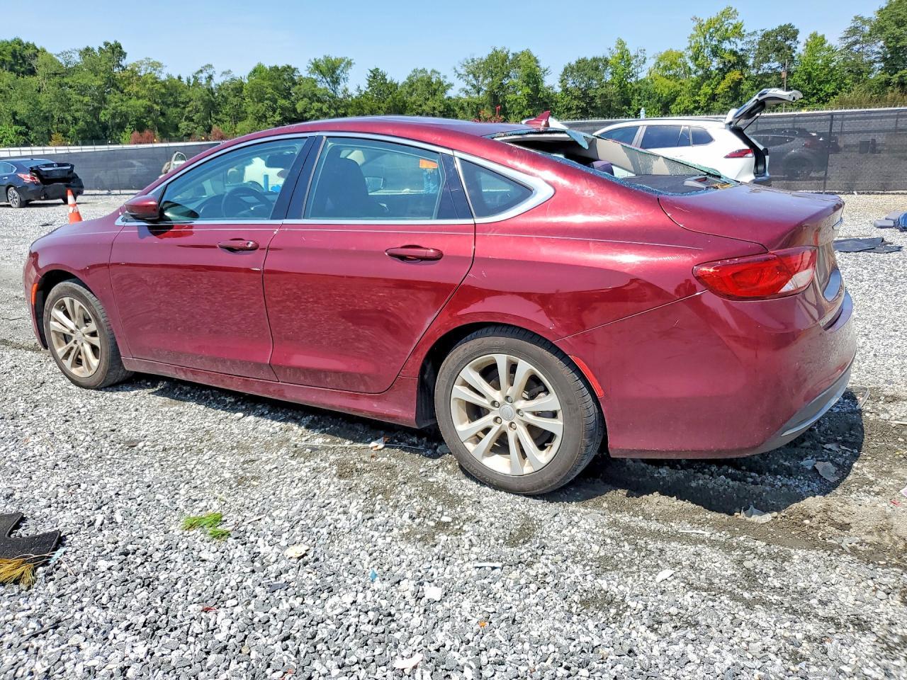 2016 Chrysler 200 Limited - zdjęcie 2