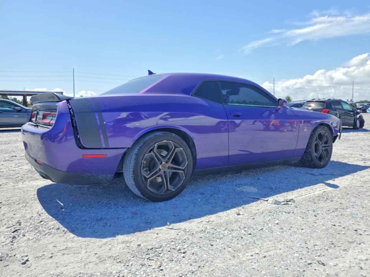 2016 Dodge Challenger R/T Scat Pack - zdjęcie 3
