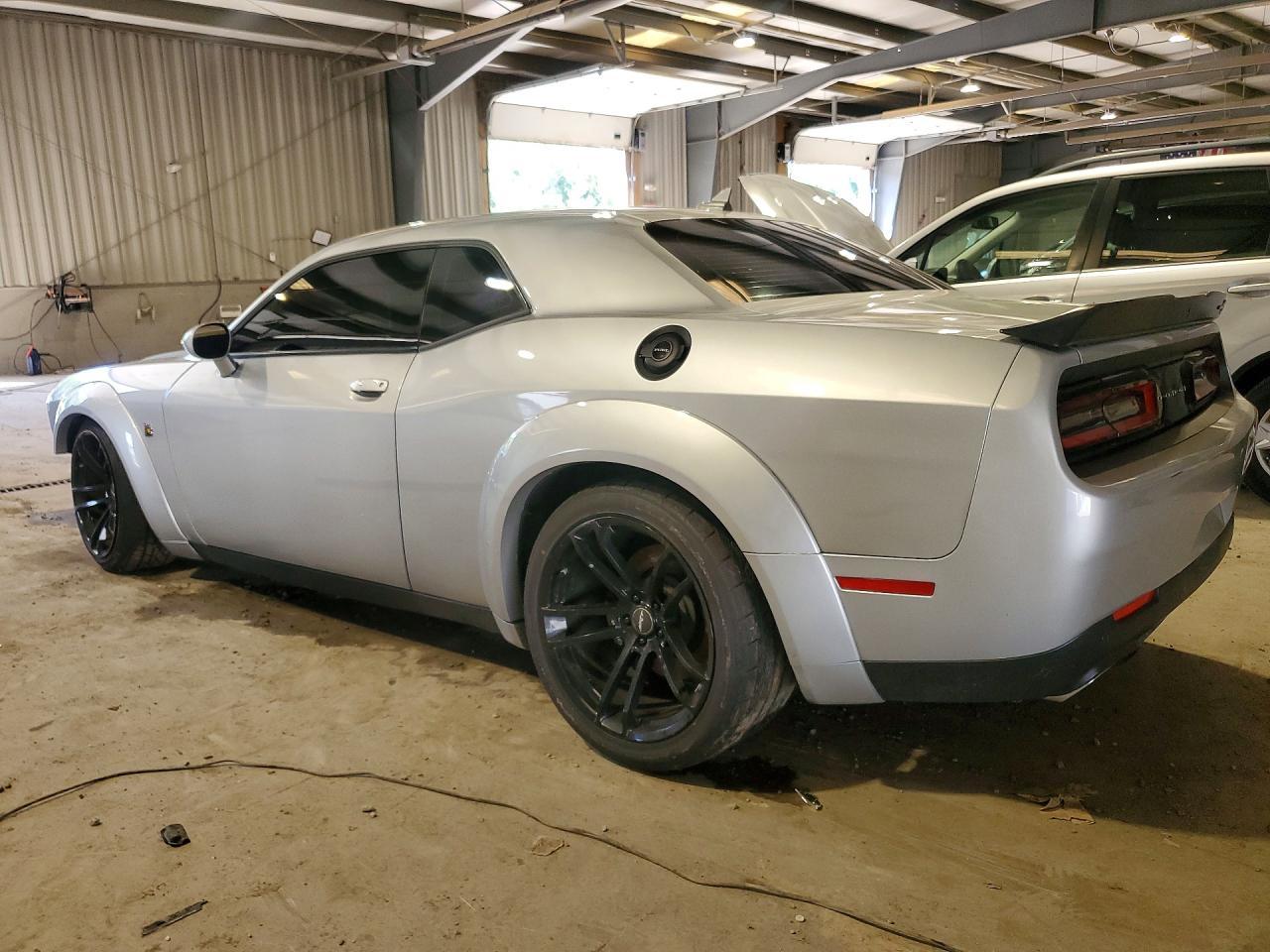 2021 Dodge Challenger R/T Scat Pack - zdjęcie 2