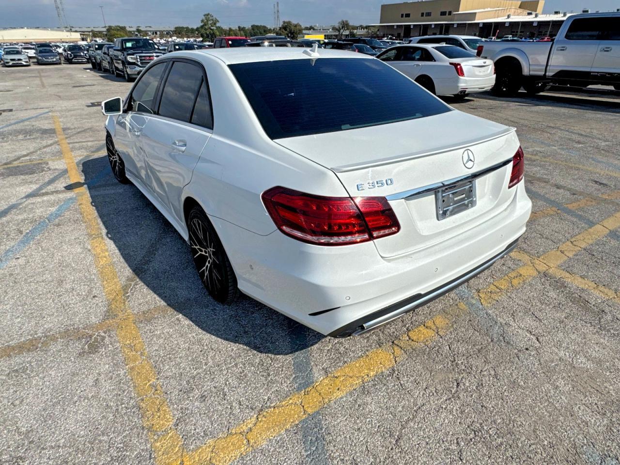 2014 Mercedes-Benz E 350 - zdjęcie 3