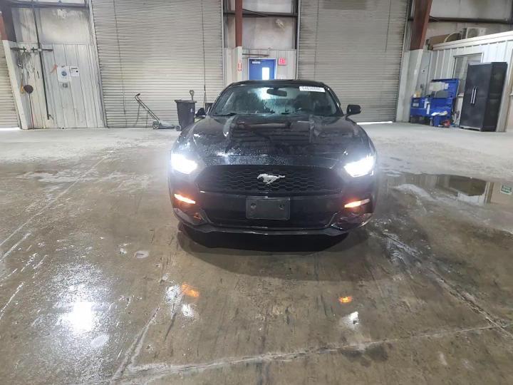 2016 Ford Mustang - zdjęcie 13