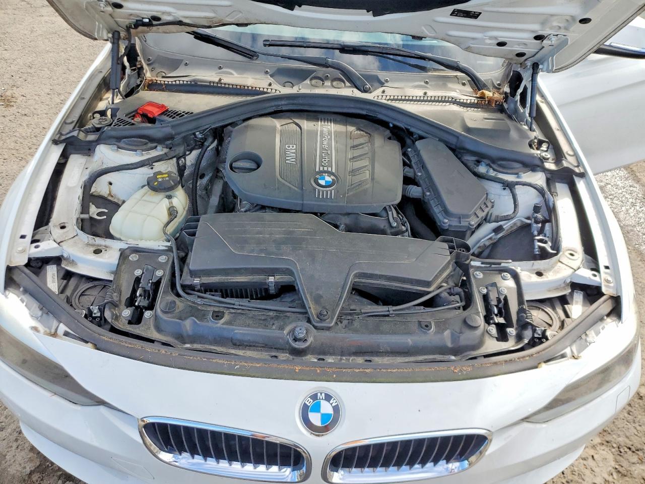 2015 BMW 328 D xDrive - zdjęcie 11