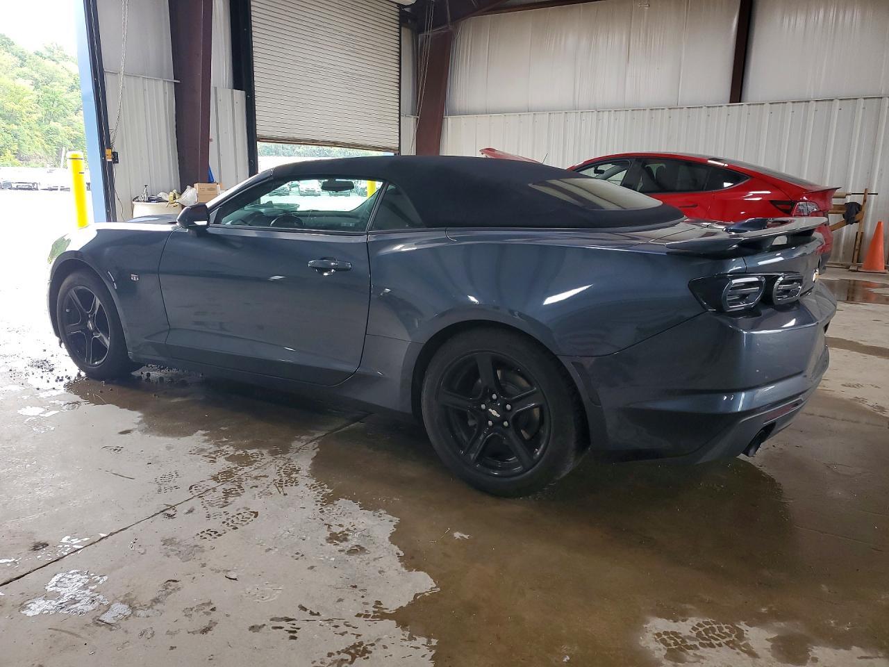 2019 Chevrolet Camaro Ls - zdjęcie 2