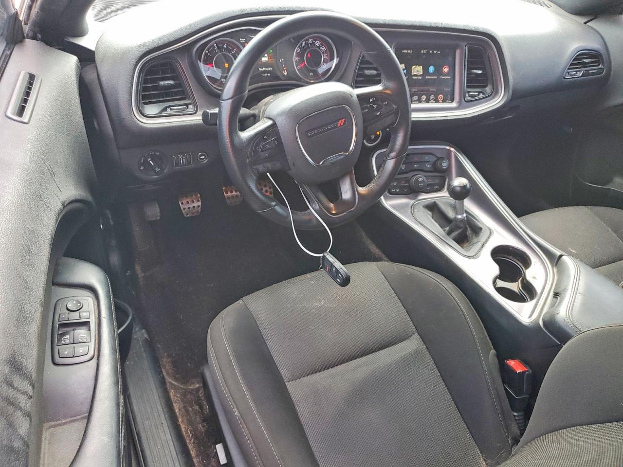 2016 Dodge Challenger R/T - zdjęcie 8
