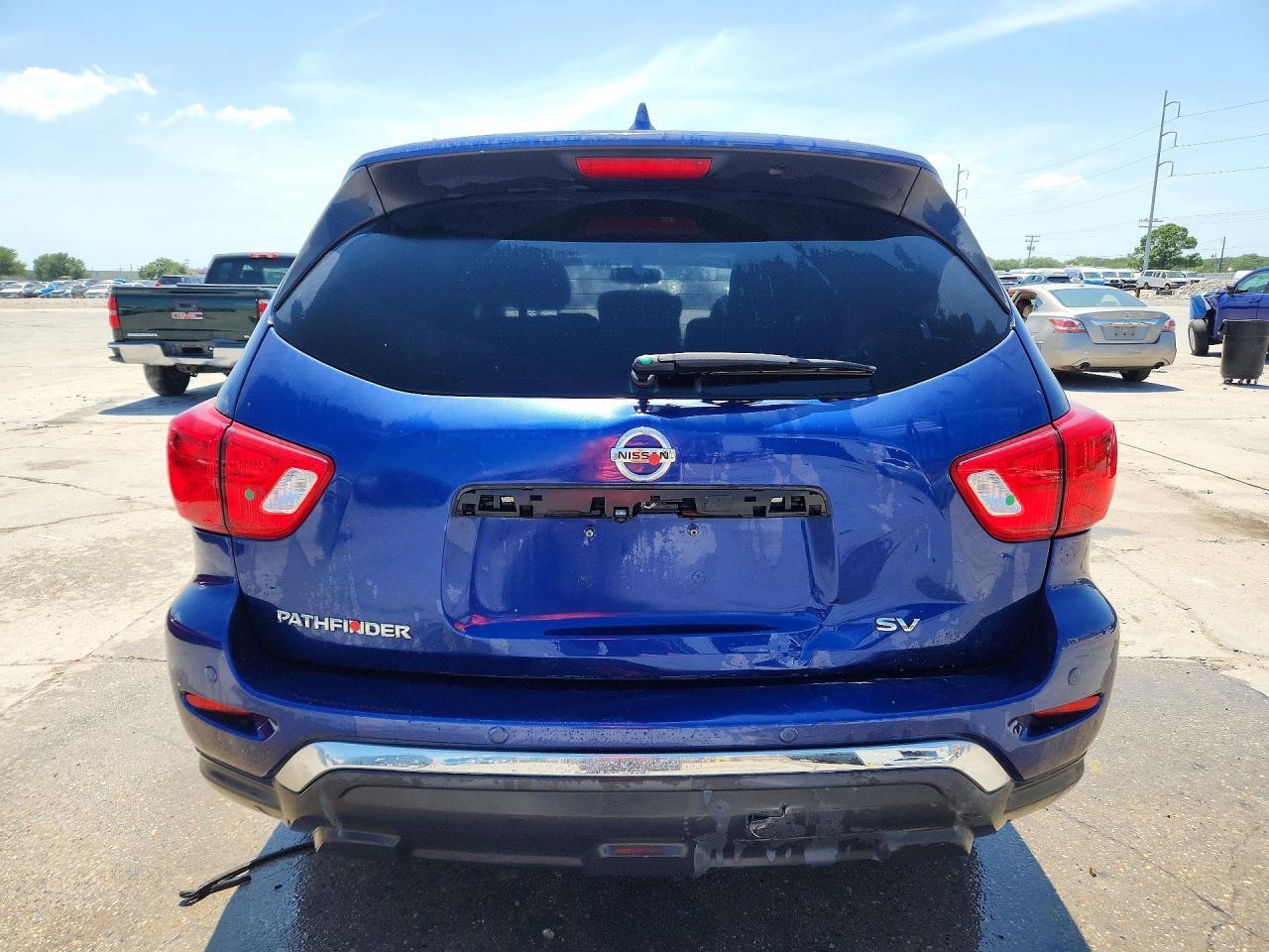2019 Nissan Pathfinder Sv - zdjęcie 6