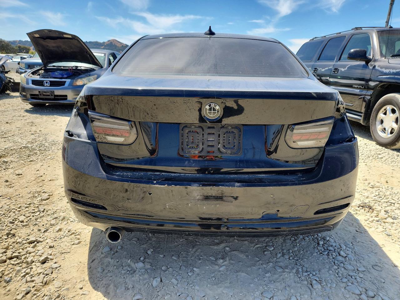 2017 BMW 320 I - zdjęcie 6