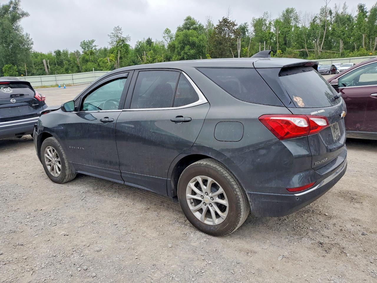2021 Chevrolet Equinox Lt - zdjęcie 2