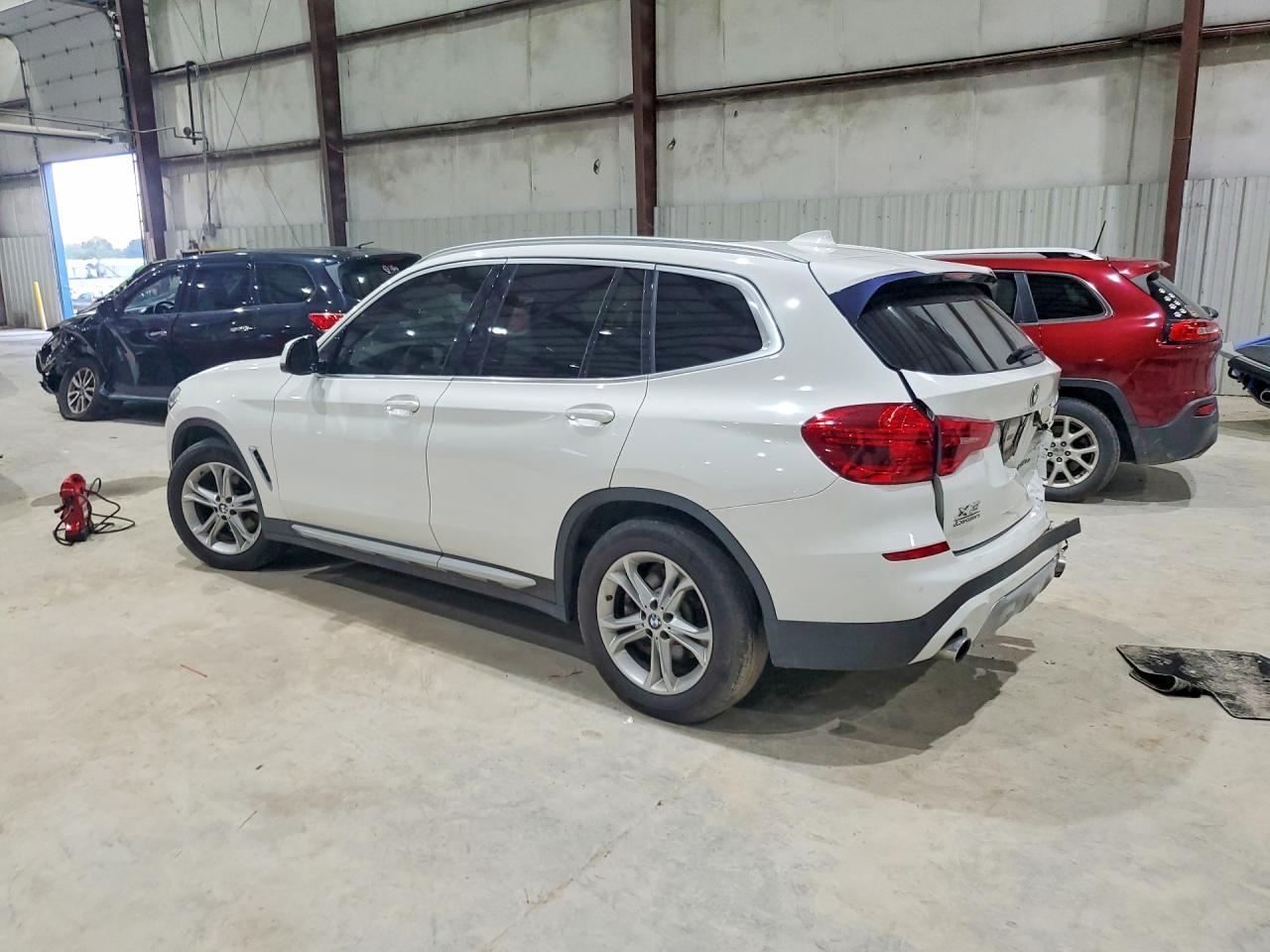 2018 BMW X3 xDrive30I - zdjęcie 2