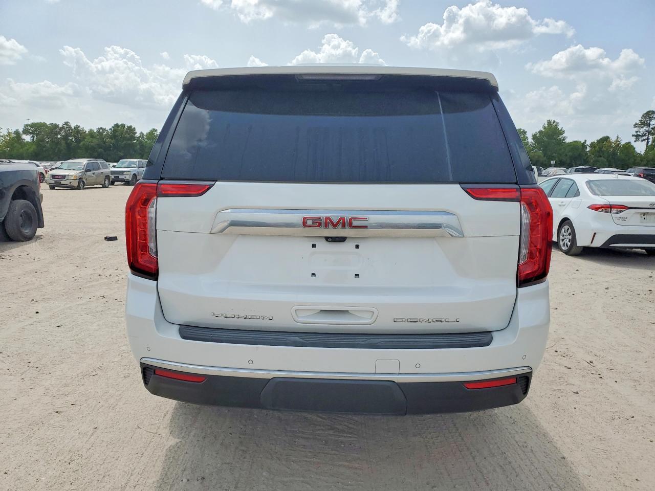2023 GMC Yukon Xl Denali - zdjęcie 6