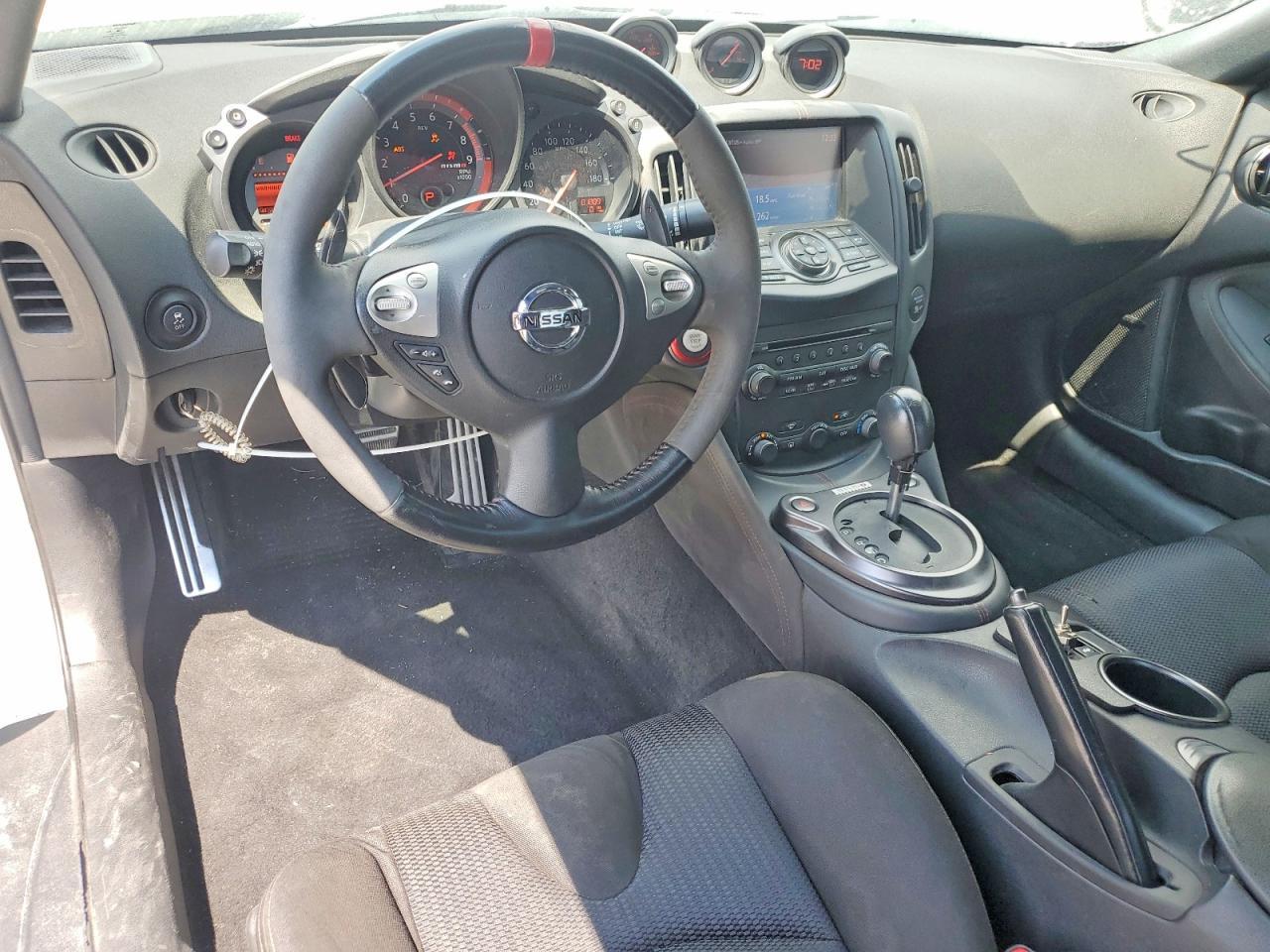 2018 Nissan 370Z Nismo - zdjęcie 8