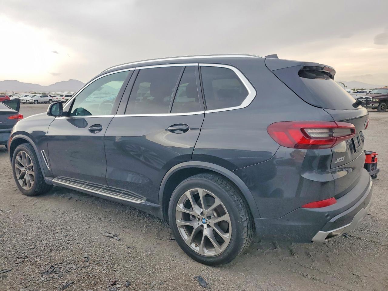 2023 BMW X5 Sdrive 40I - zdjęcie 2