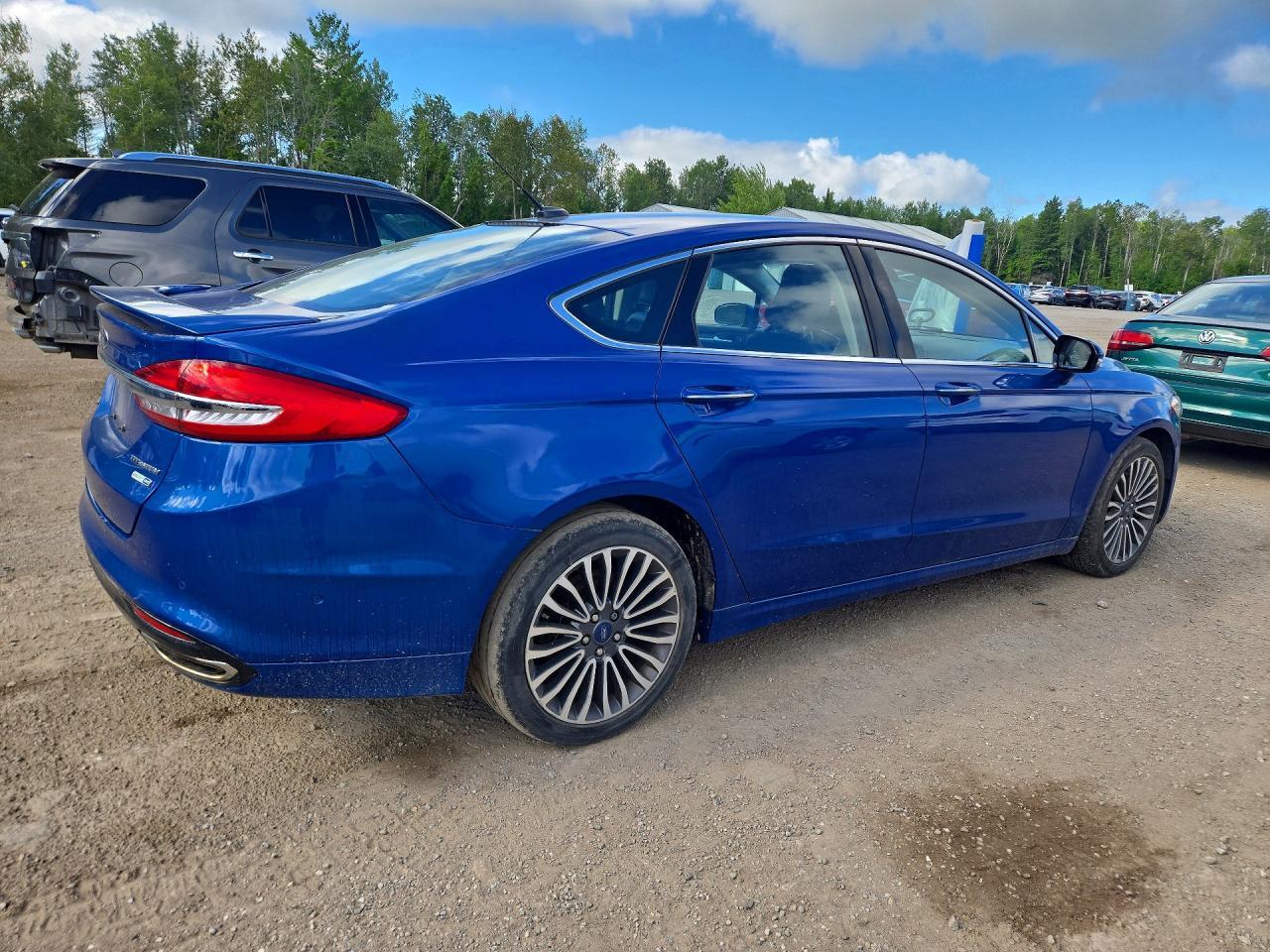 2017 Ford Fusion Titanium - zdjęcie 3