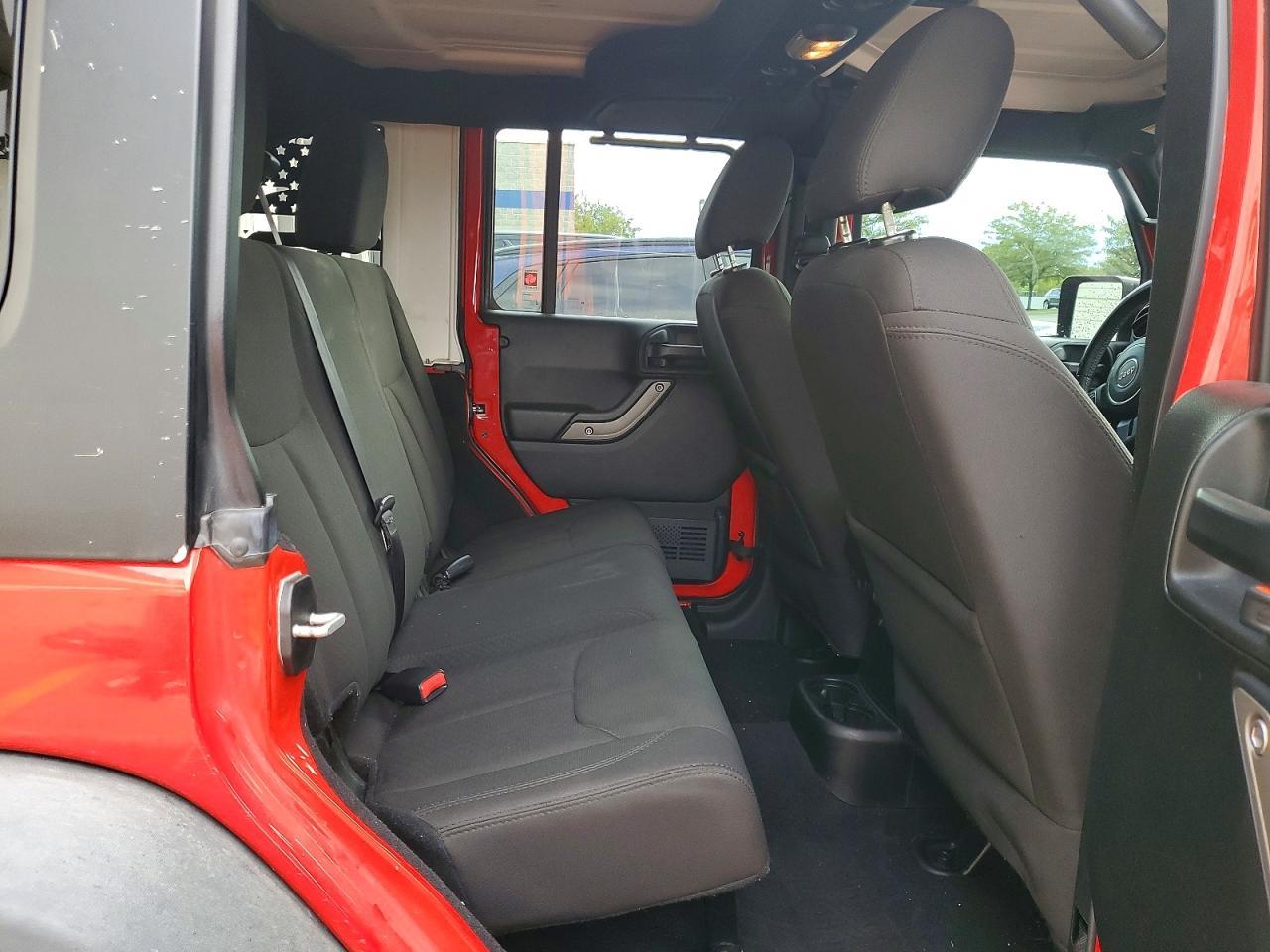 2018 Jeep Wrangler Unlimited Sport - zdjęcie 10