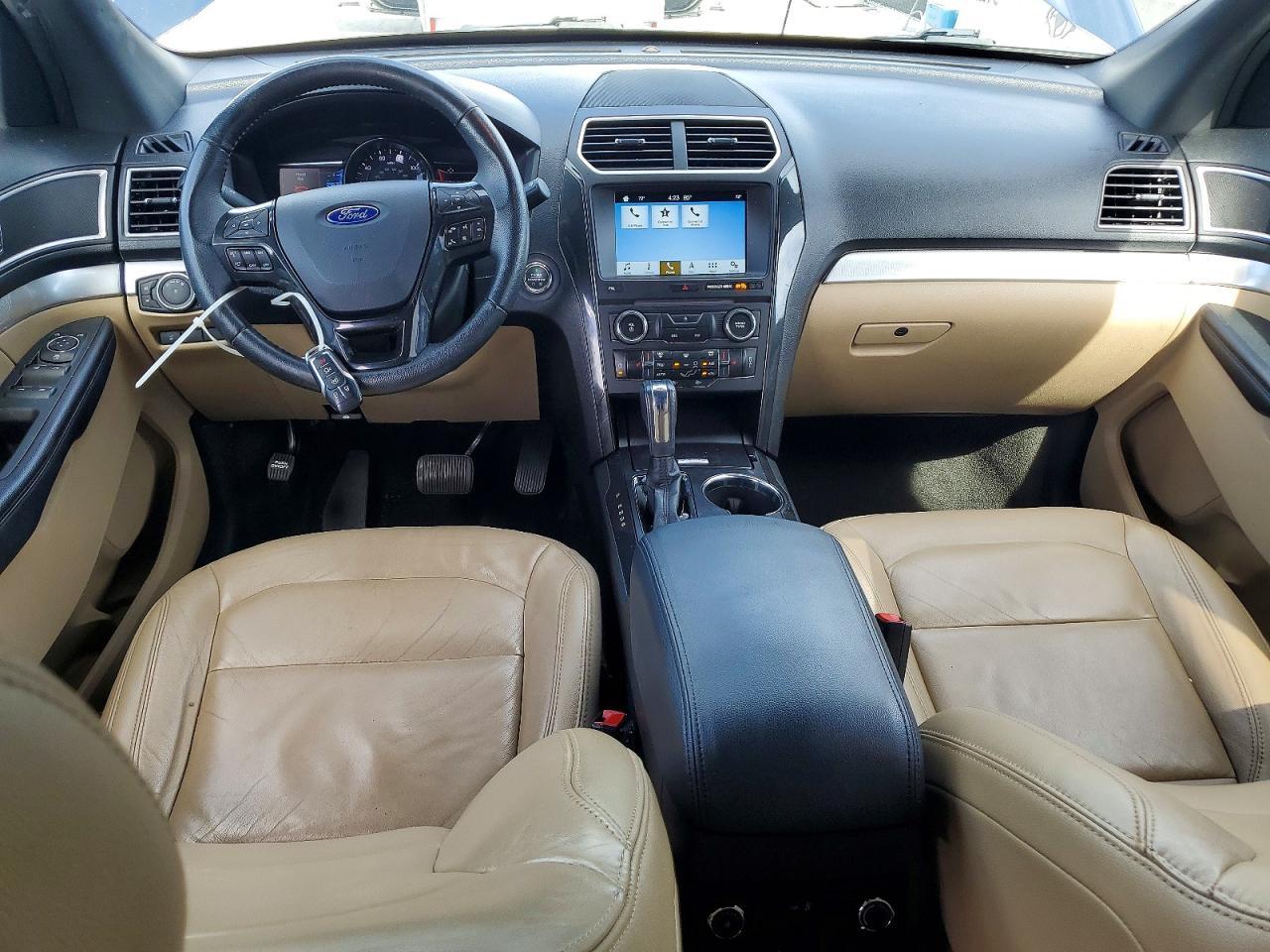 2017 Ford Explorer Xlt - zdjęcie 8