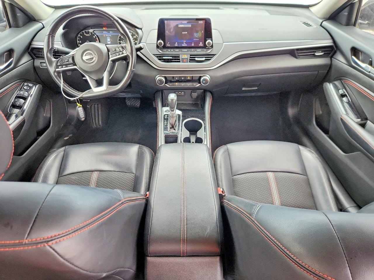 2023 Nissan Altima Sr - zdjęcie 8
