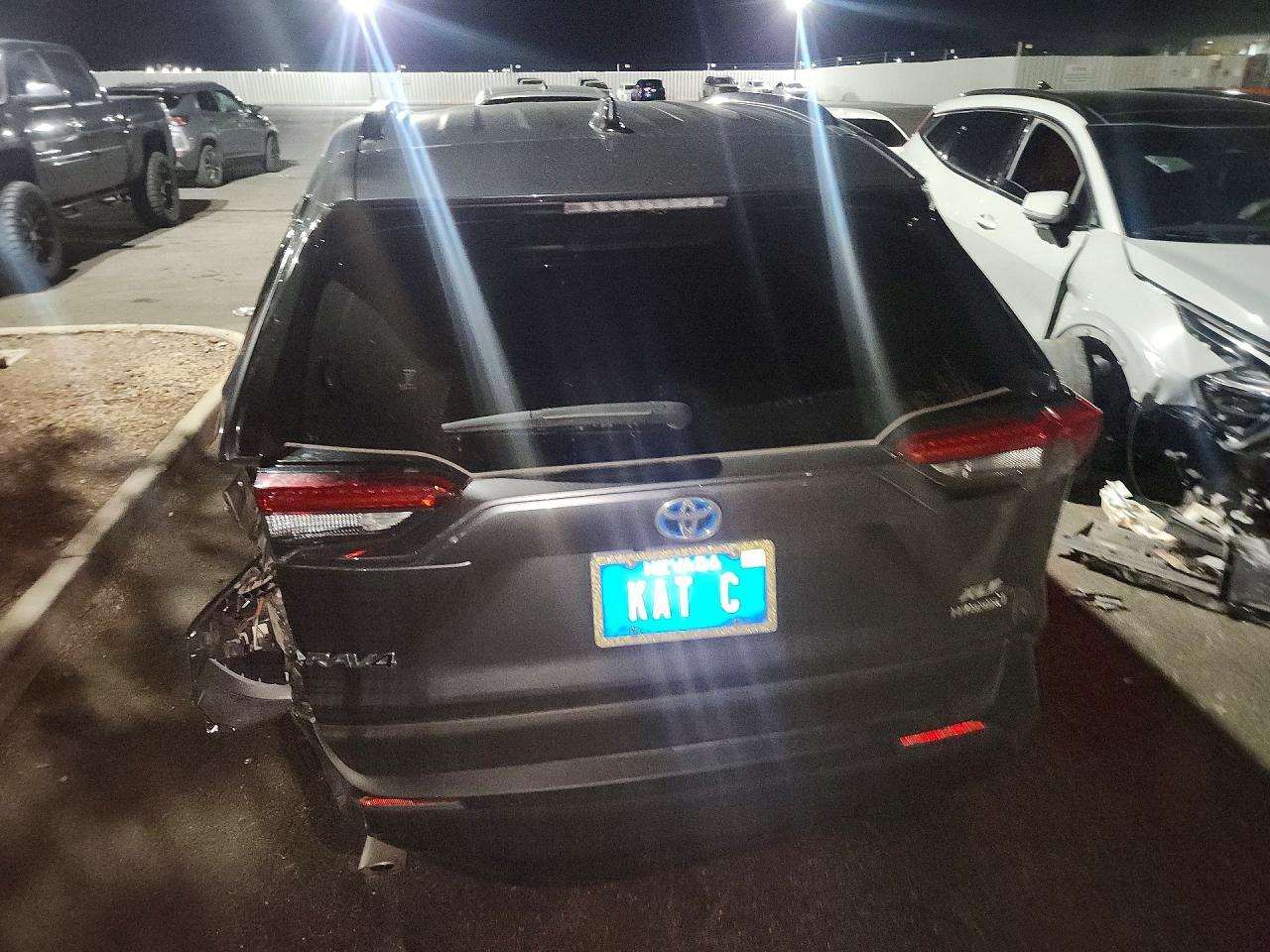 2024 Toyota Rav4 Xle Premium - zdjęcie 6