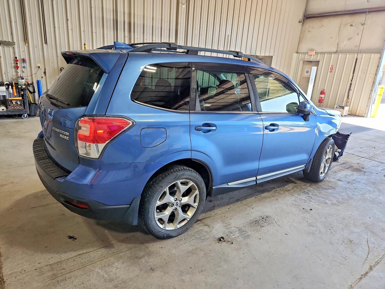 2017 Subaru Forester 2.5I Touring - zdjęcie 3