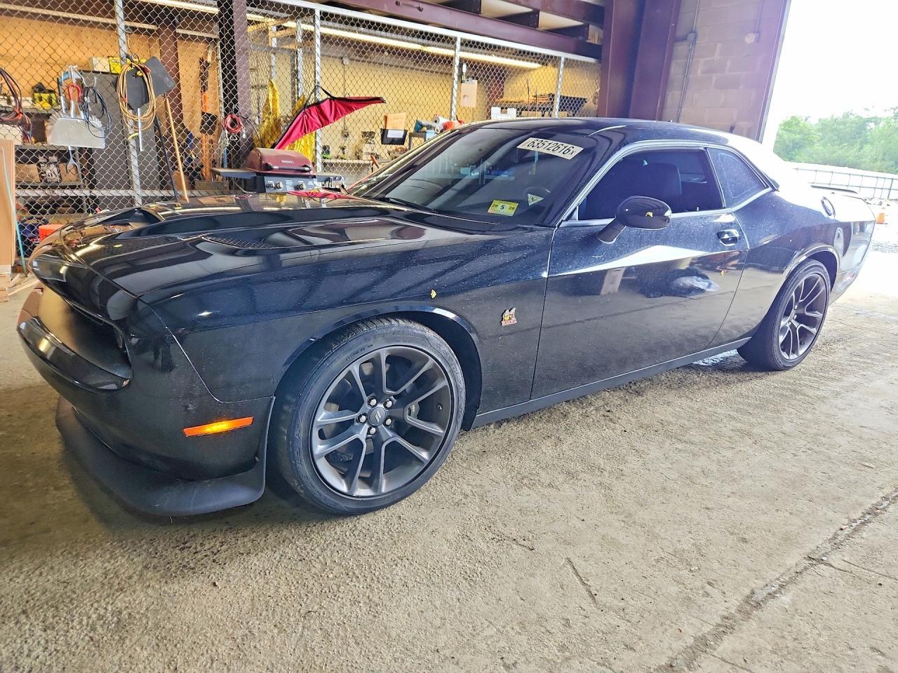 2021 Dodge Challenger R/T Scat Pack - zdjęcie główne