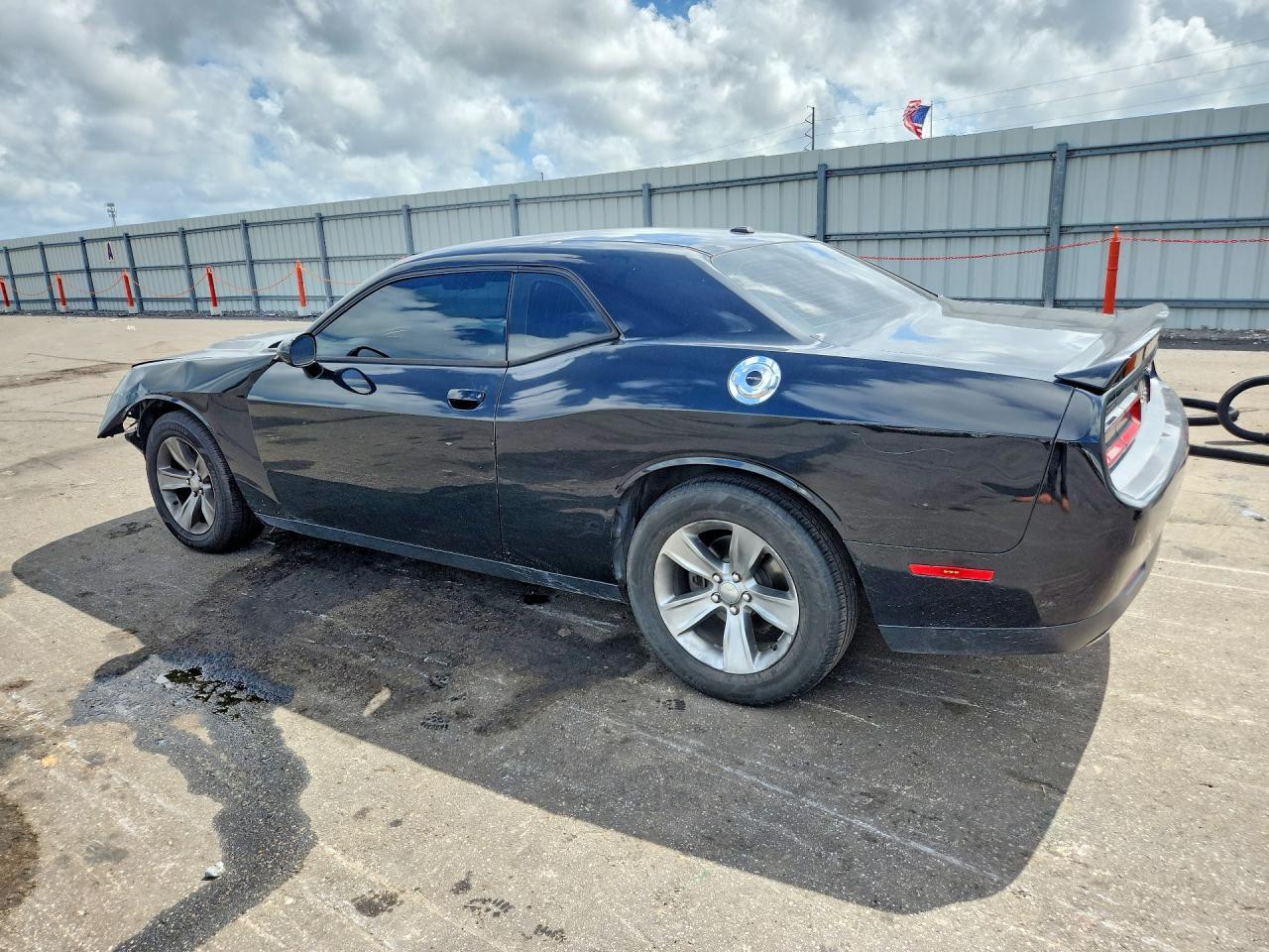 2019 Dodge Challenger Sxt - zdjęcie 2