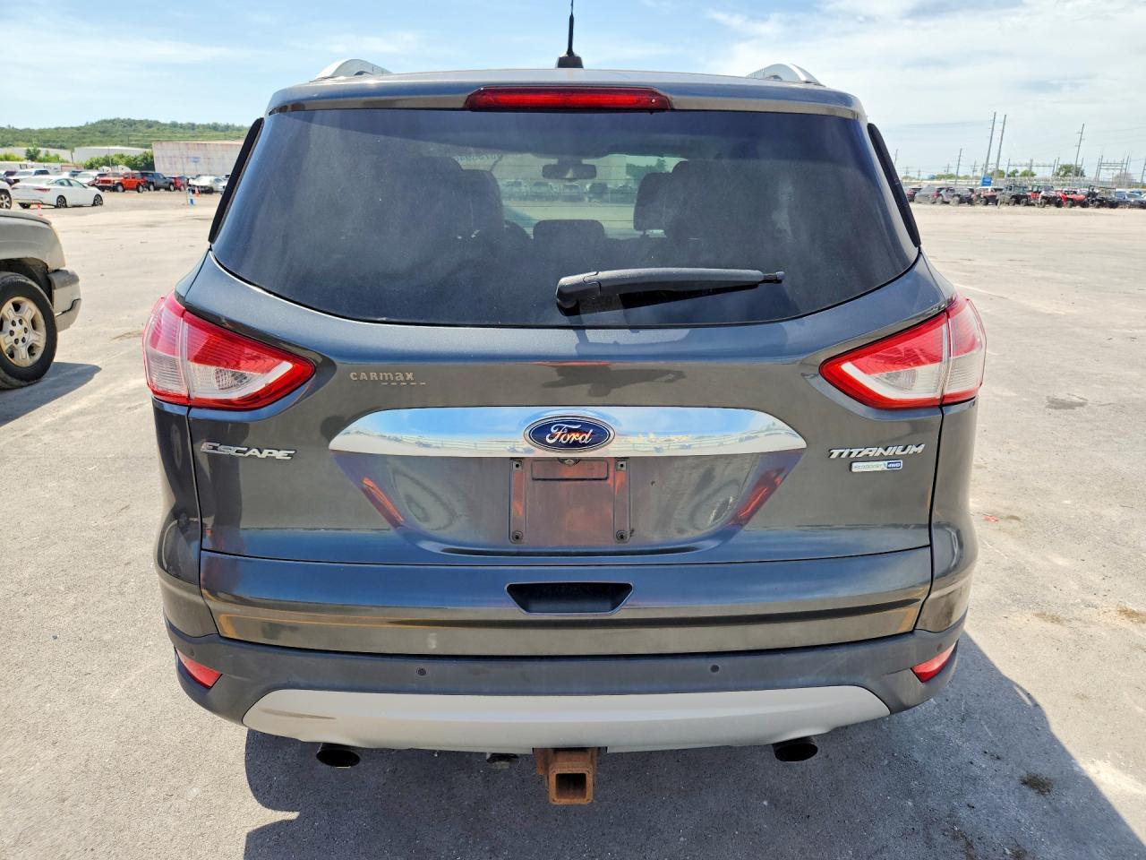 2016 Ford Escape Titanium - zdjęcie 6