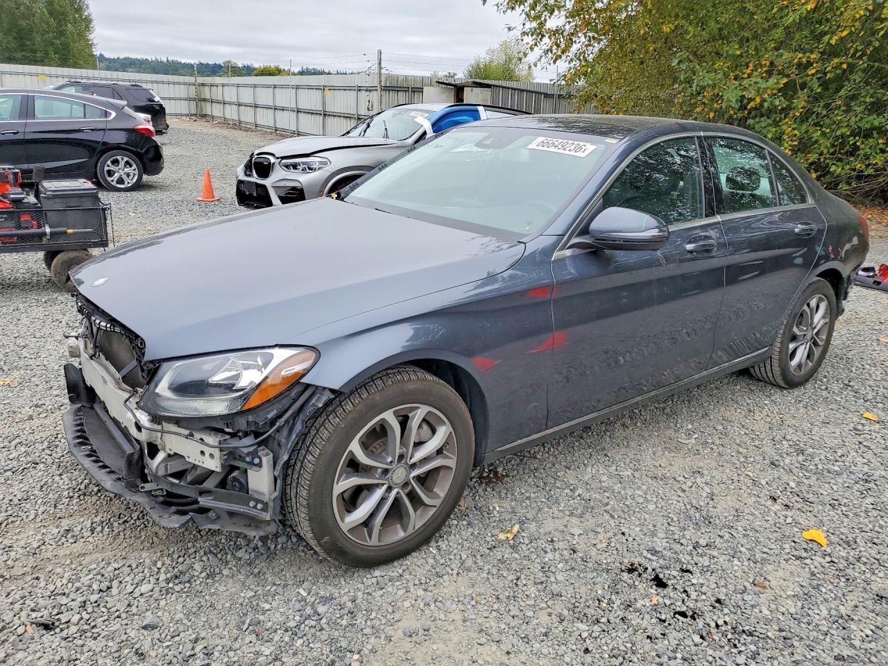 2016 Mercedes-Benz C 300 4Matic - zdjęcie główne