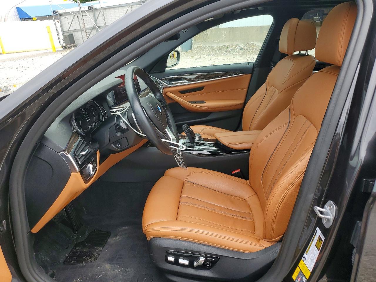 2019 BMW Seria 5 530e - zdjęcie 7