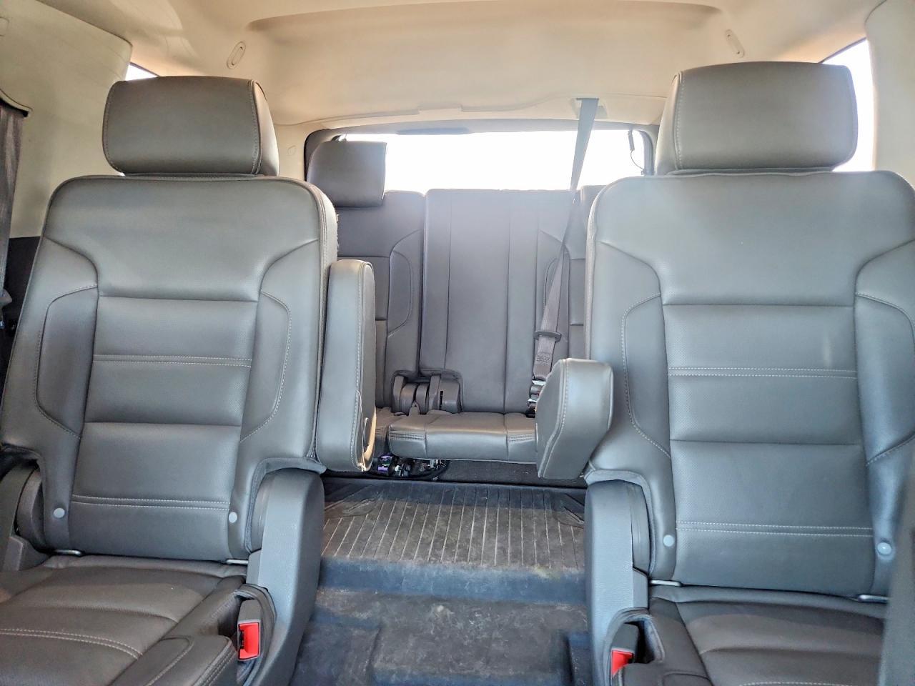 2016 GMC Yukon Denali - zdjęcie 10