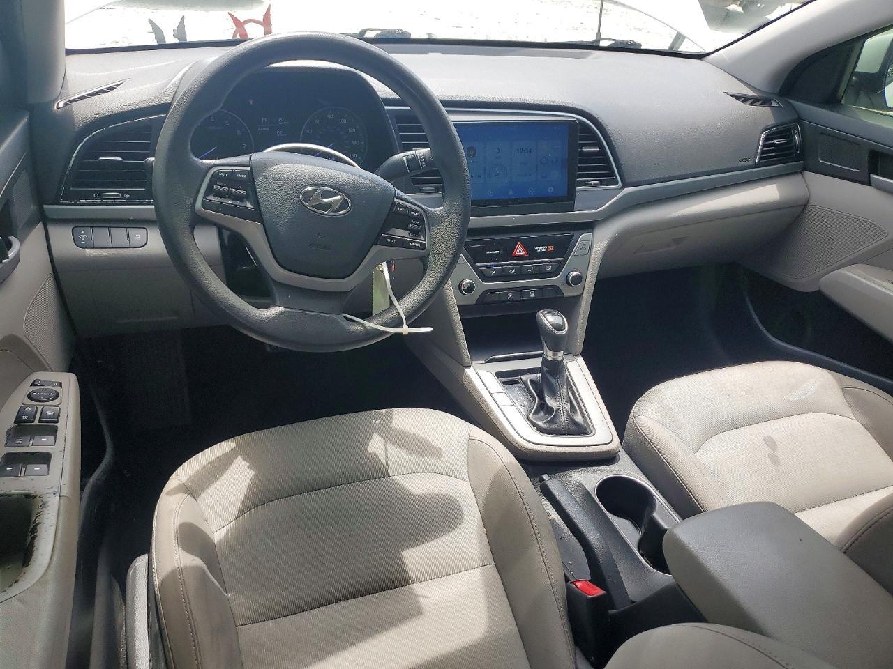2017 Hyundai Elantra Se - zdjęcie 8
