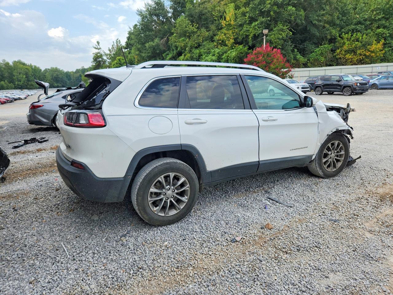 2020 Jeep Cherokee Latitude Plus - zdjęcie 3