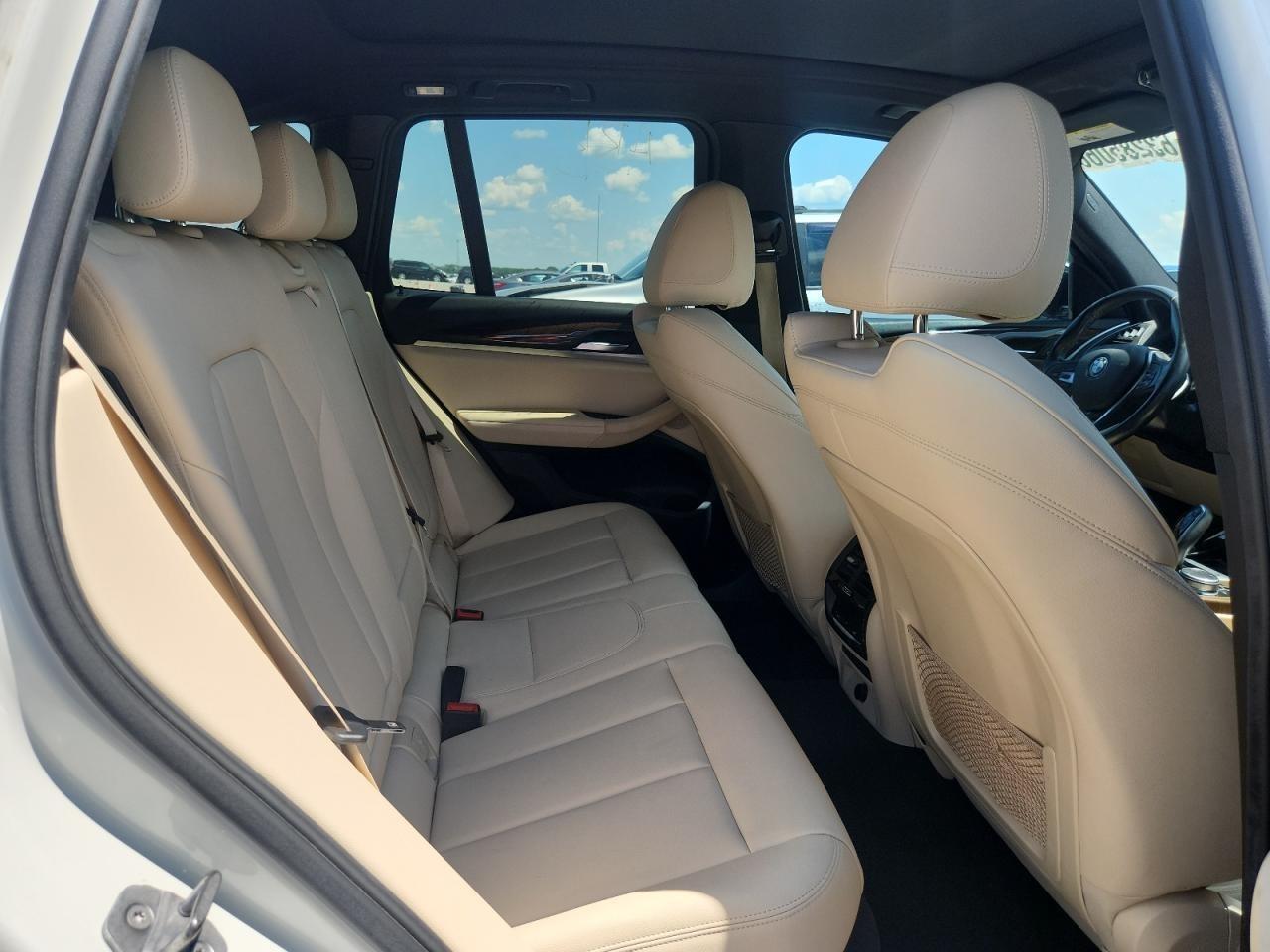 2019 BMW X3 Sdrive30I - zdjęcie 11
