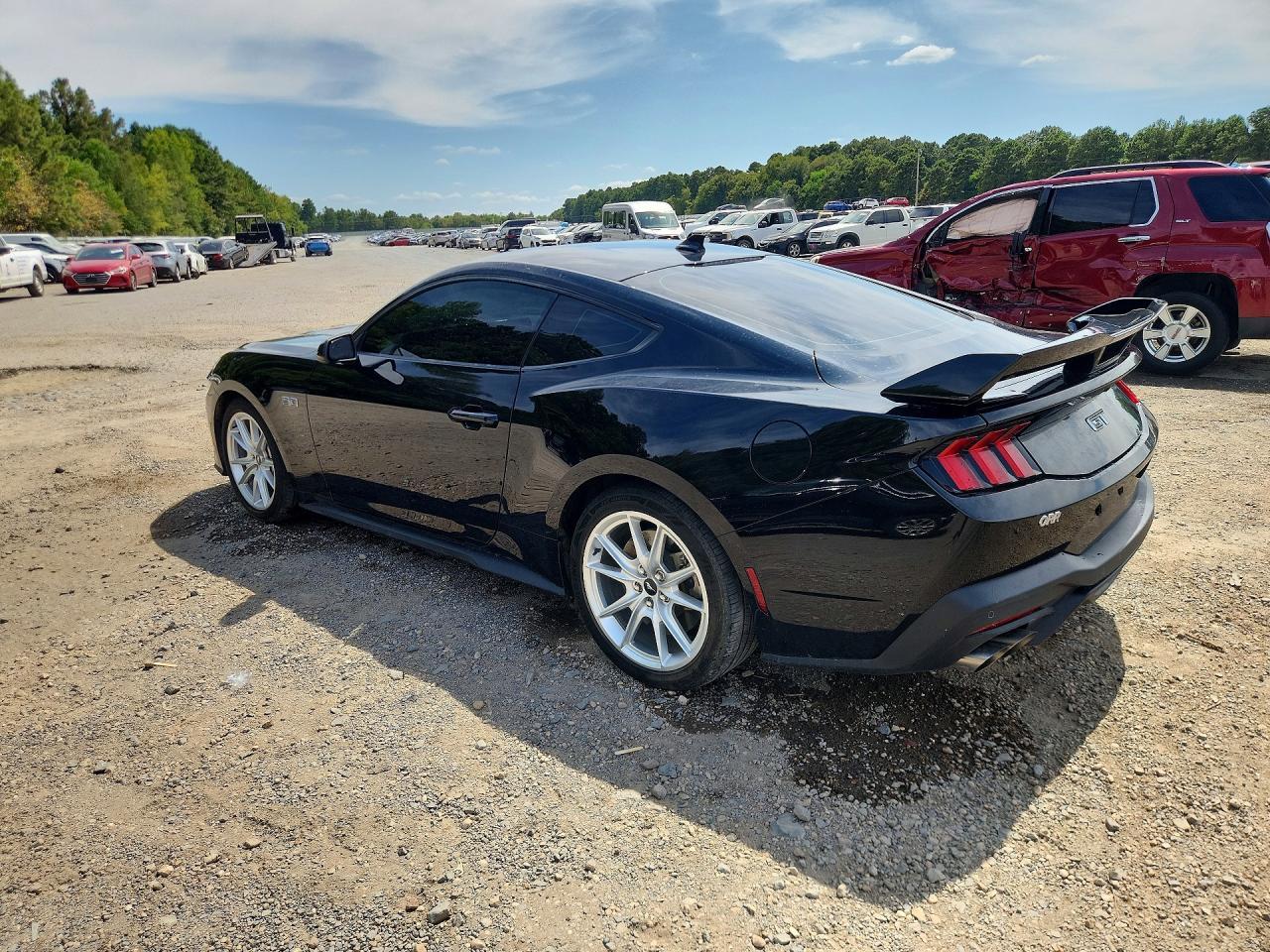 2024 Ford Mustang Gt - zdjęcie 2