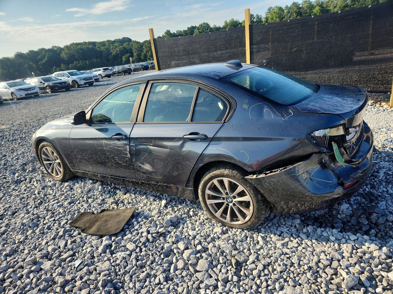 2017 BMW 320 I - zdjęcie 2