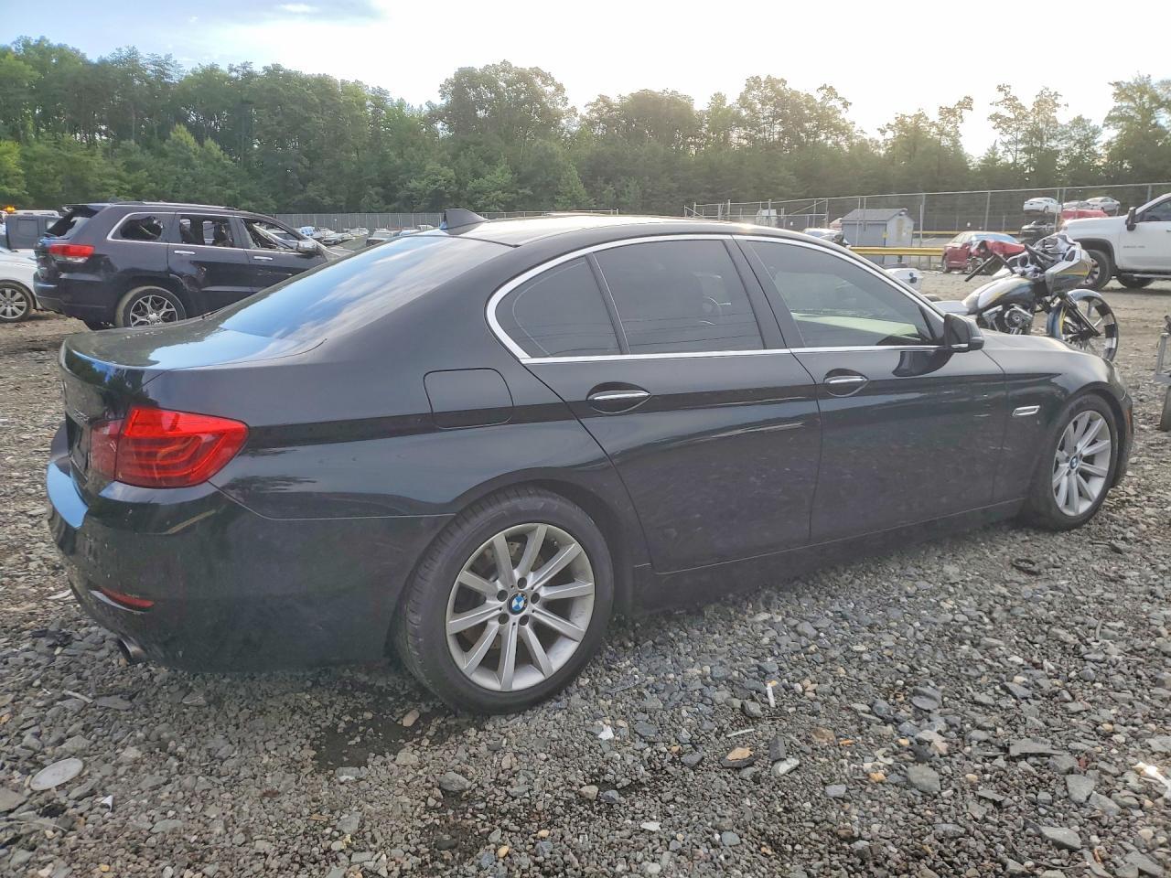 2014 BMW Seria 5 535i - zdjęcie 3