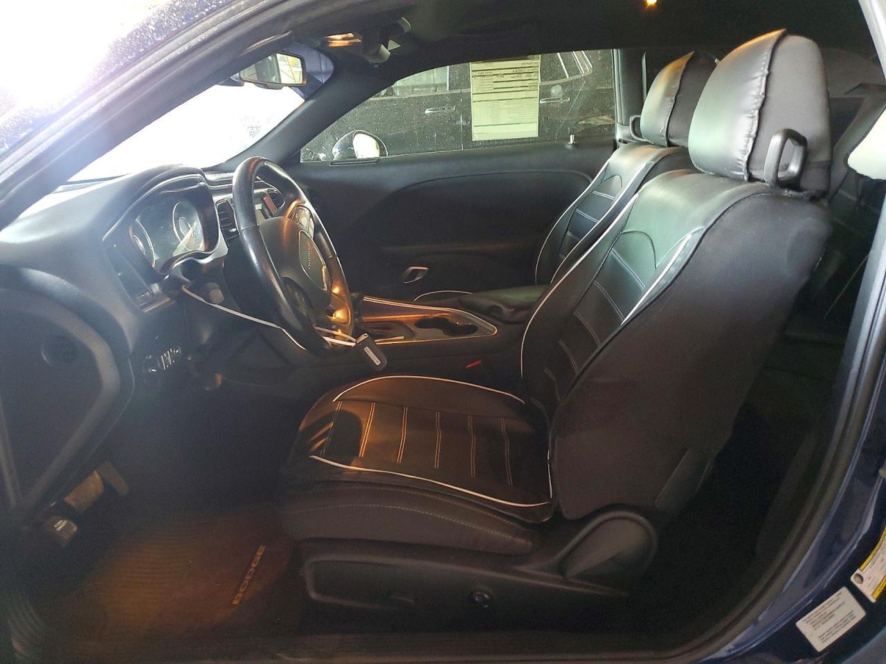 2016 Dodge Challenger Sxt - zdjęcie 7