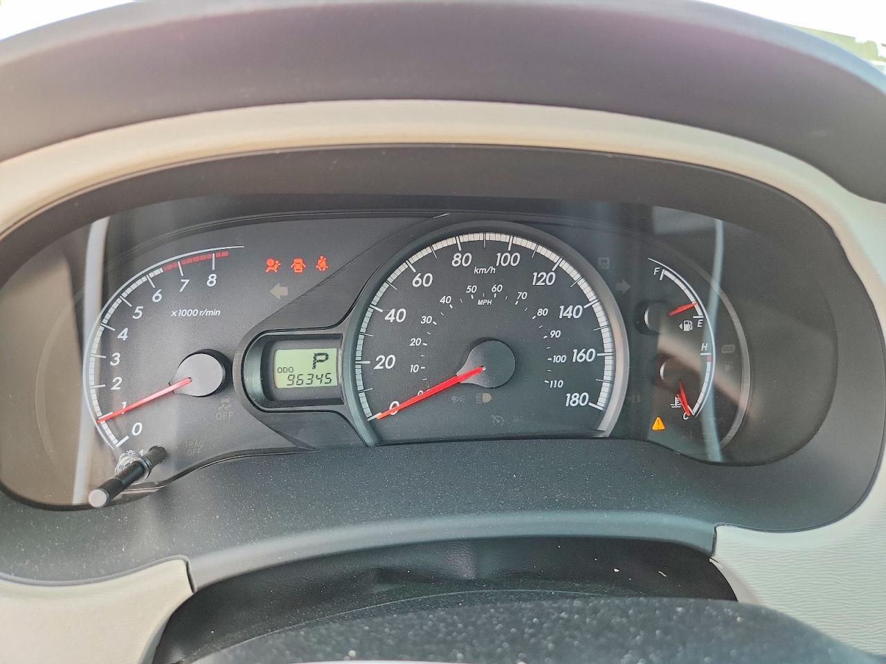 2014 Toyota Sienna Le - zdjęcie 9