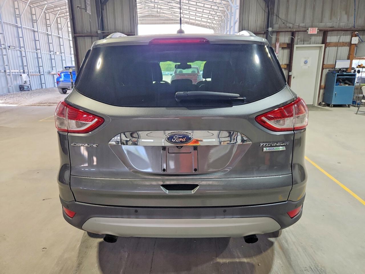 2014 Ford Escape Titanium - zdjęcie 6