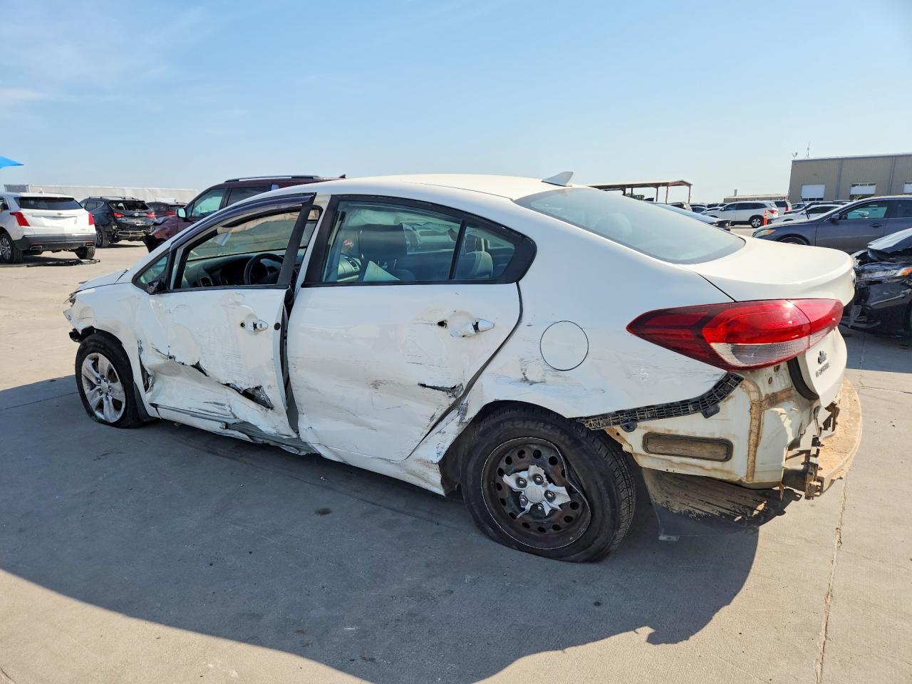 2017 Kia Forte Lx - zdjęcie 2