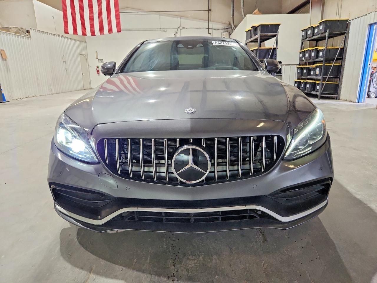 2017 Mercedes-Benz C 300 - zdjęcie 5