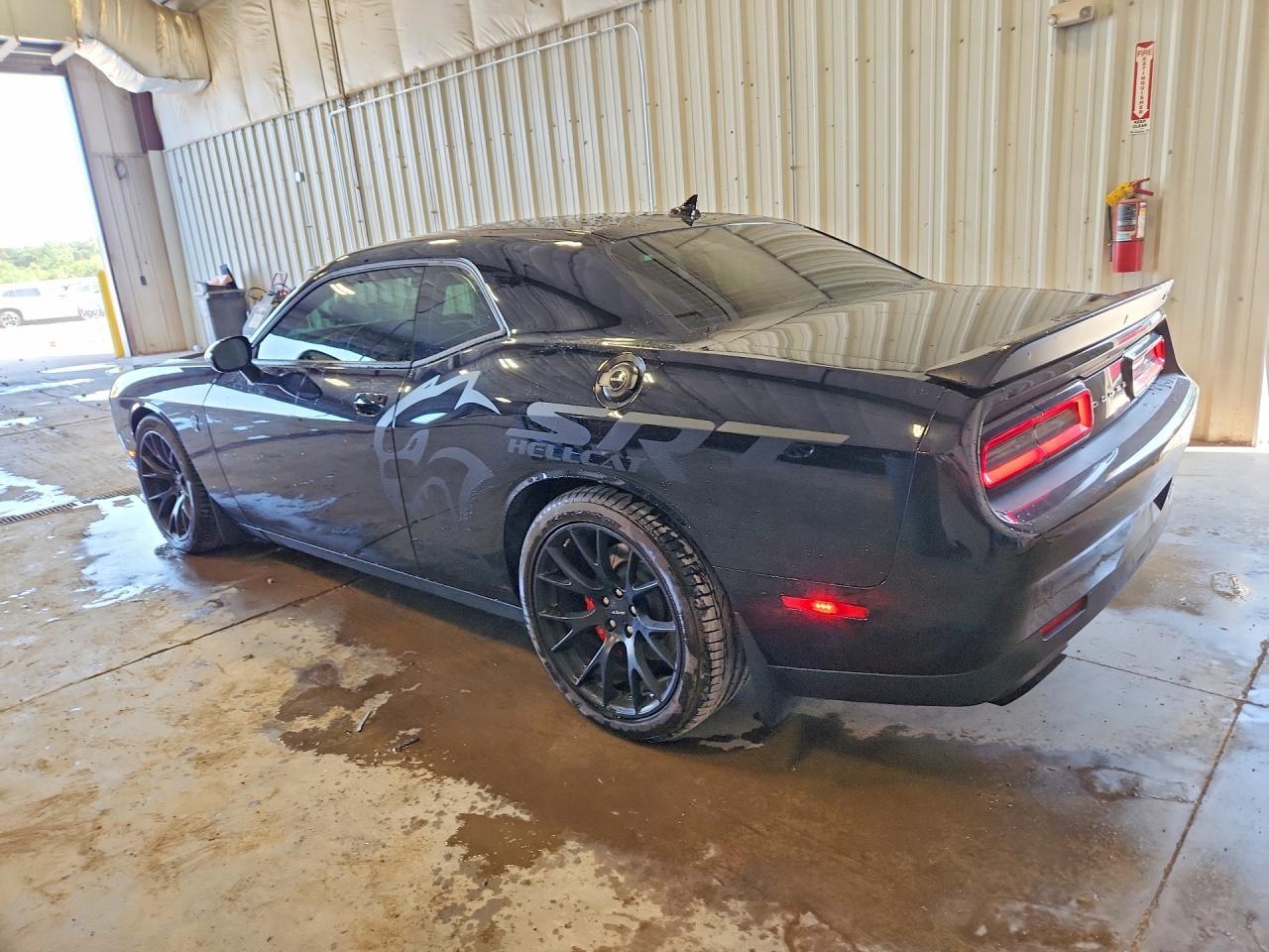 2016 Dodge Challenger Srt Hellcat - zdjęcie 2