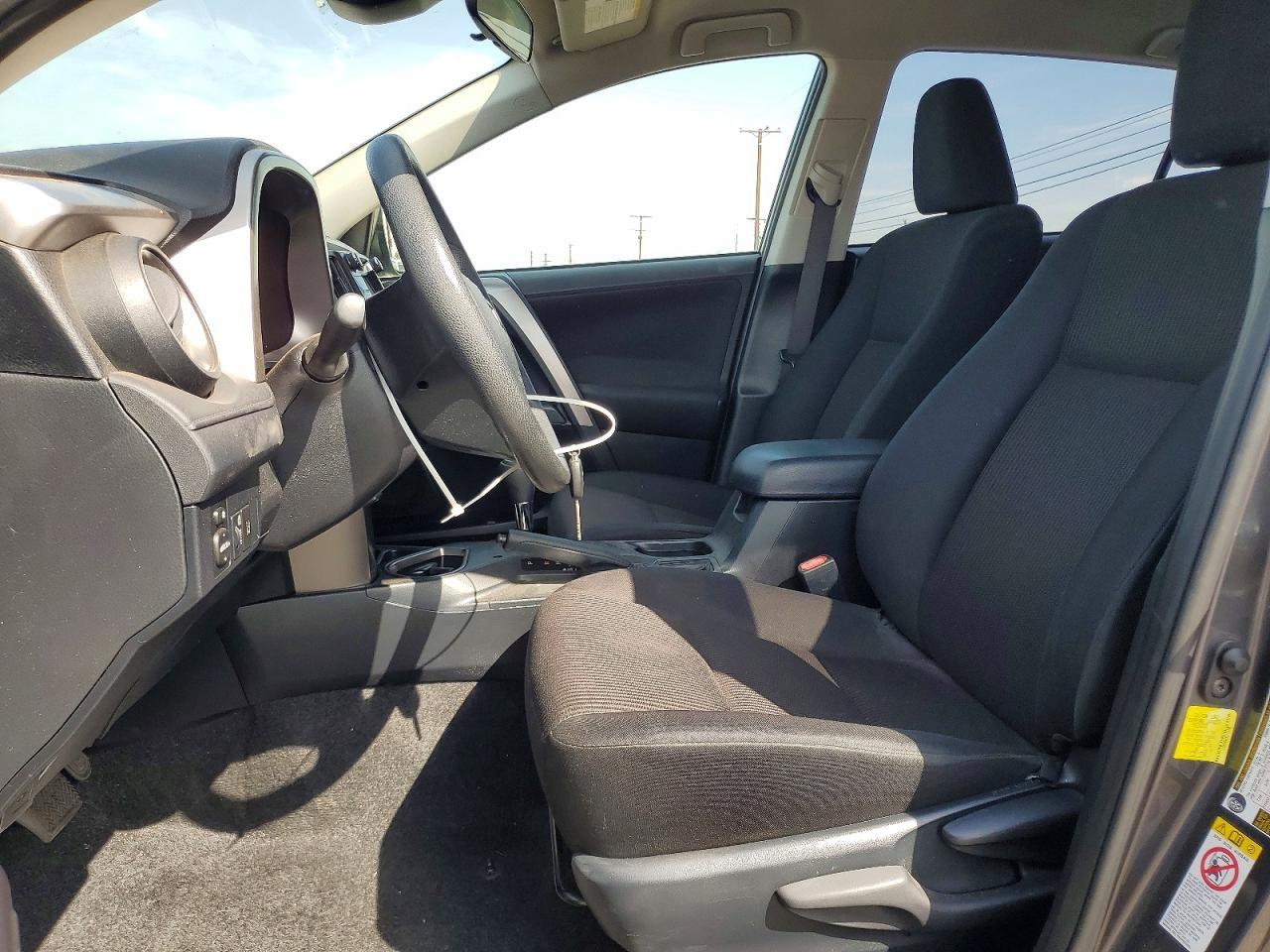 2018 Toyota Rav4 - zdjęcie 7