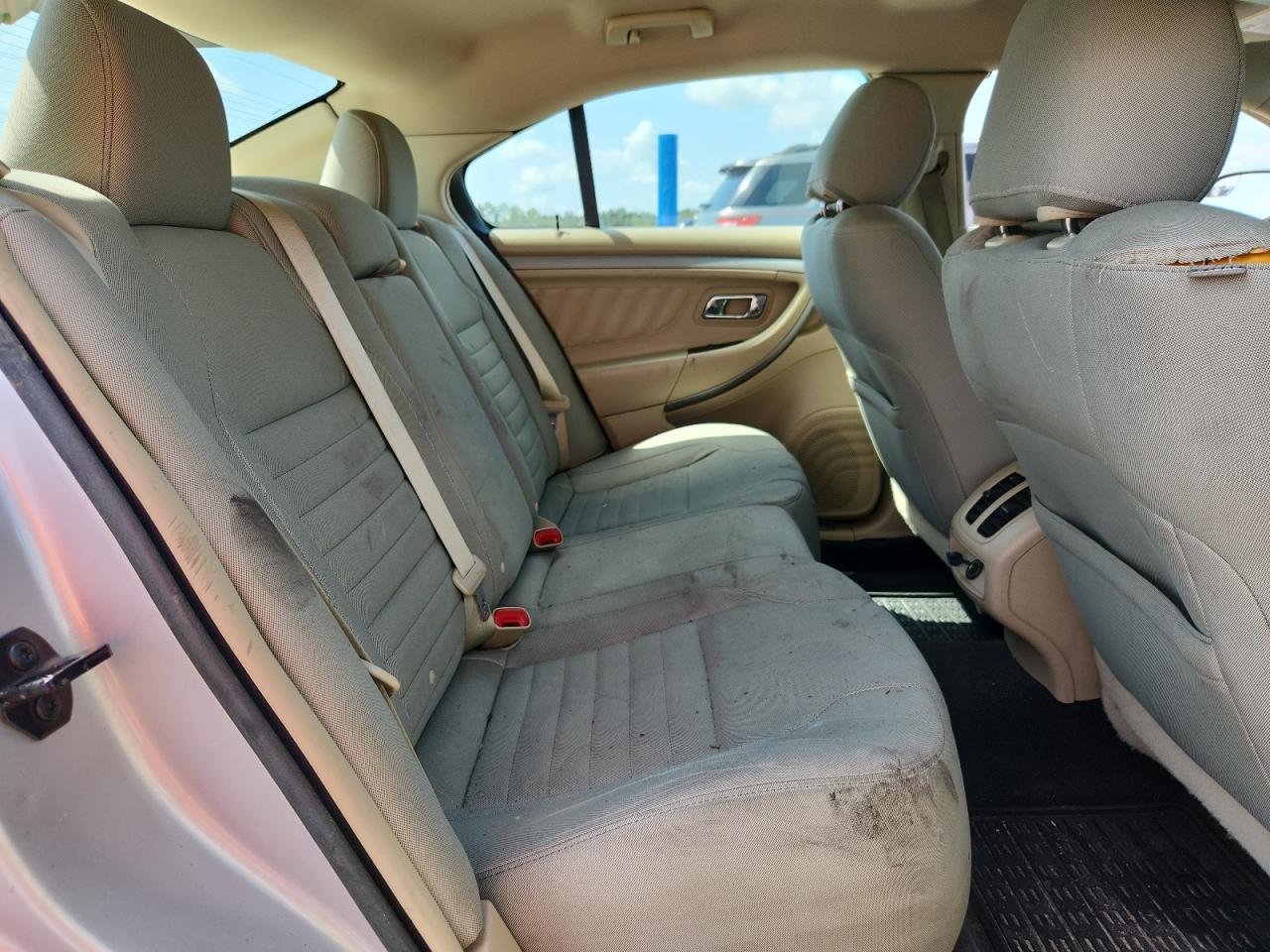 2016 Ford Taurus Se - zdjęcie 11